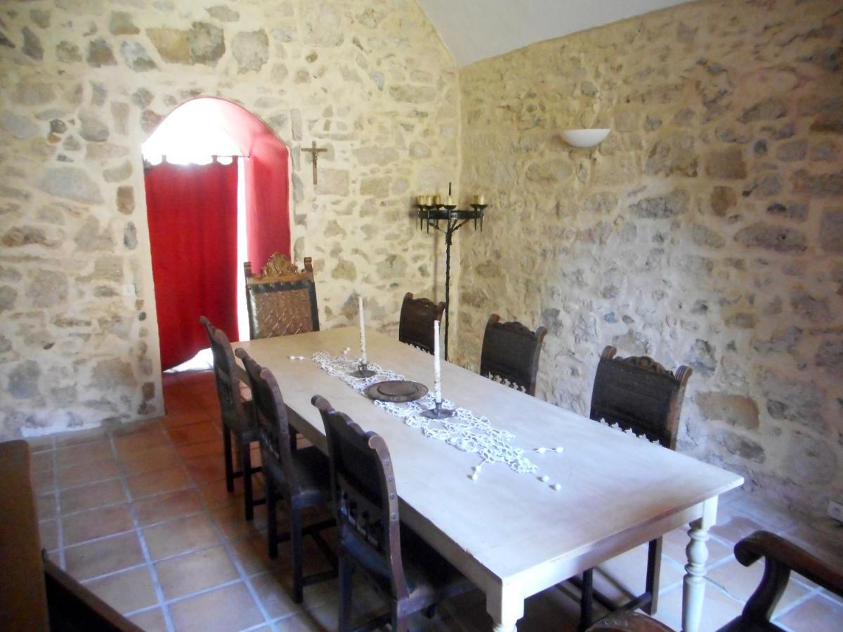 Logis De La Meschaussee, Dans Donjon Du Xie Siecle Canet  Exterior photo